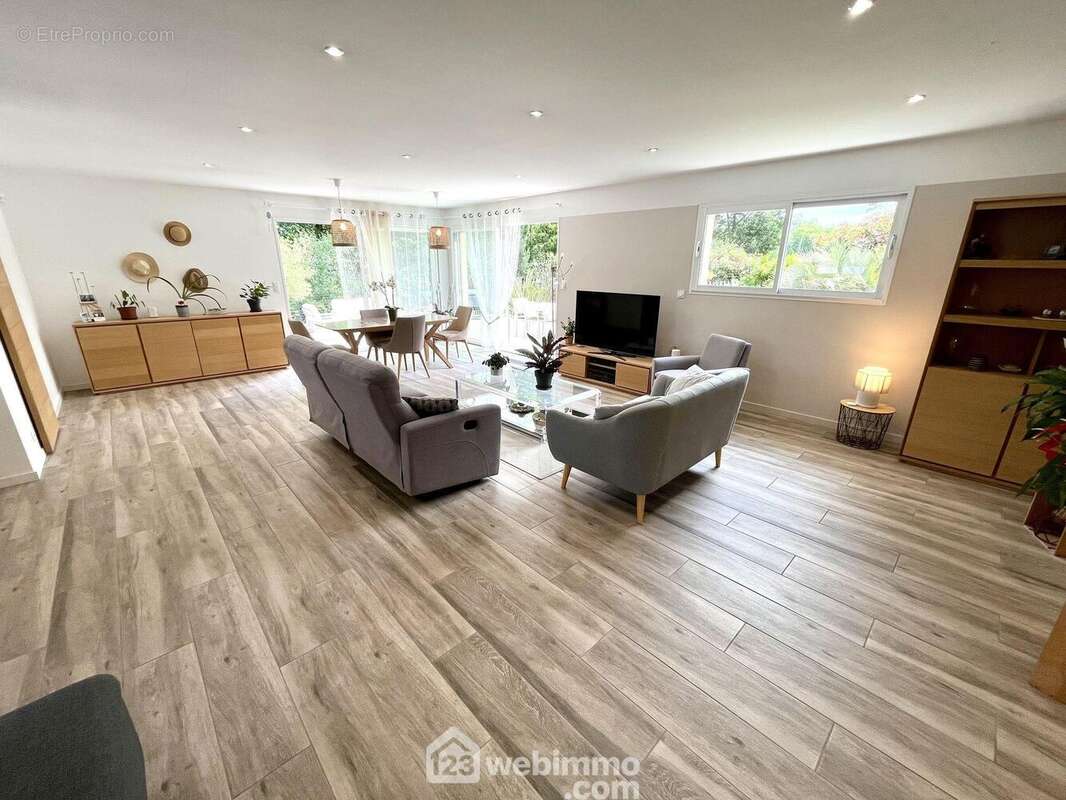 Maison à LE PIAN-MEDOC