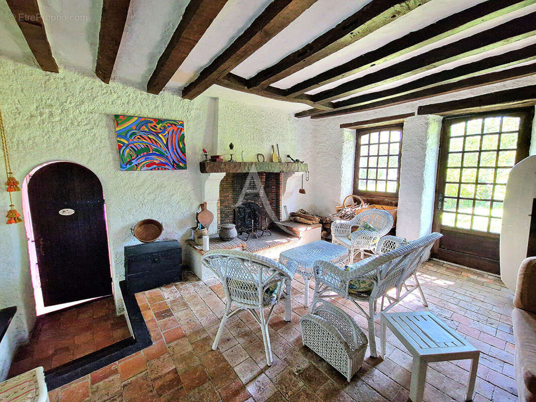 À vendre - Longère de caractère à Brissarthe - 130m² - photo 9