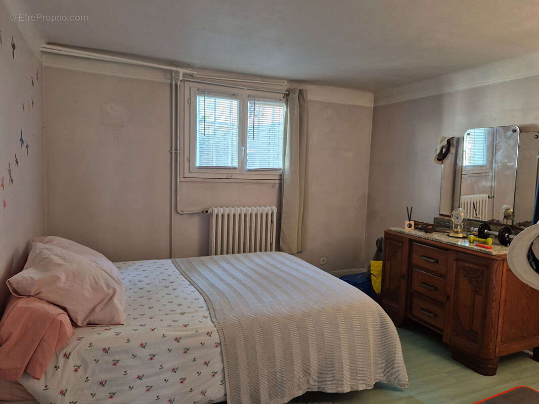 Maison à LE BLANC-MESNIL