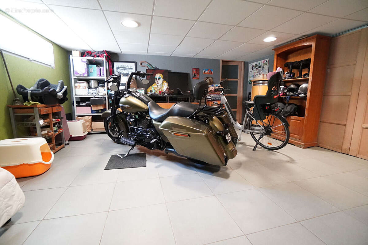 Maison à SAINT-GERVAIS-EN-BELIN