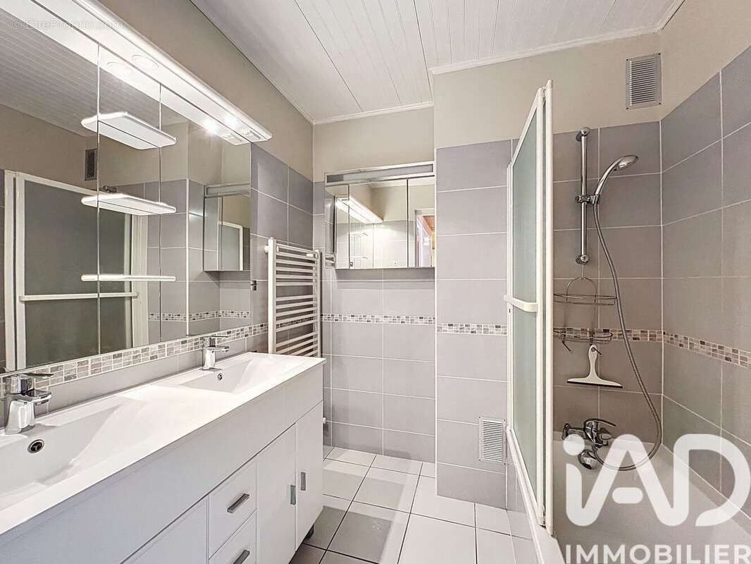 Photo 6 - Appartement à ECHIROLLES