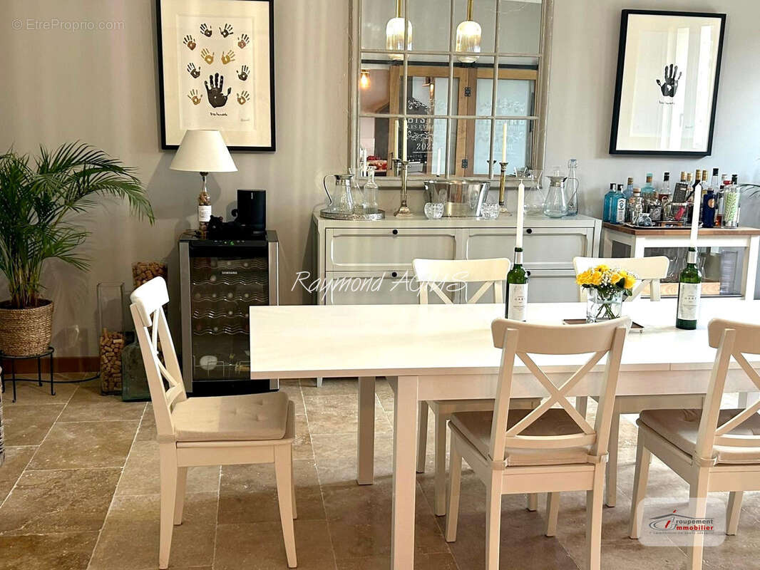 Maison à SAINT-EMILION