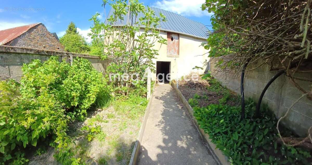 Maison à DOL-DE-BRETAGNE
