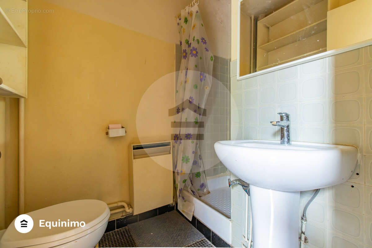 Appartement à PARIS-15E