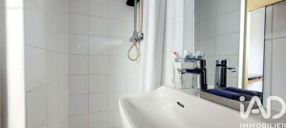 Photo 2 - Appartement à PARIS-10E