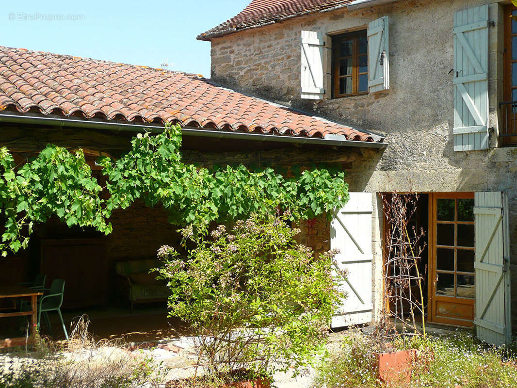 Maison de caractère - près de Villeneuve d'Aveyron - photo 11