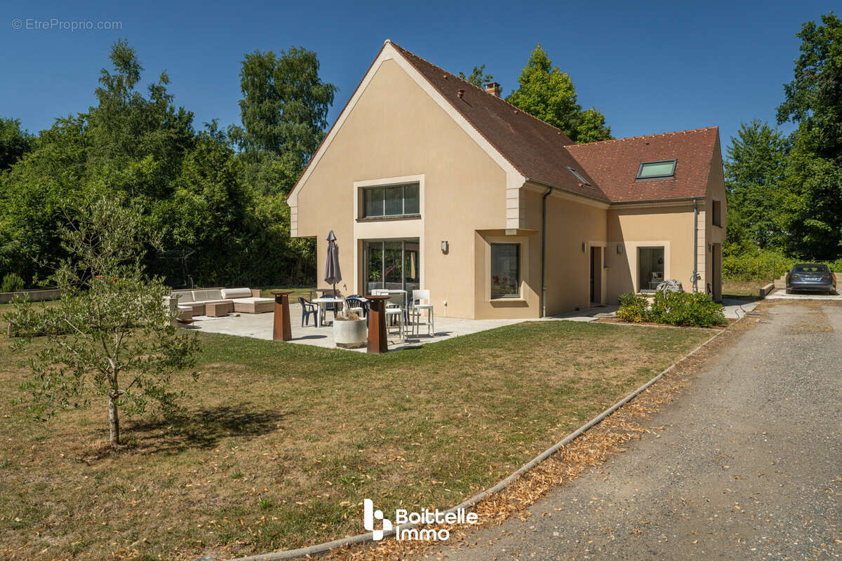 Maison à BARBIZON