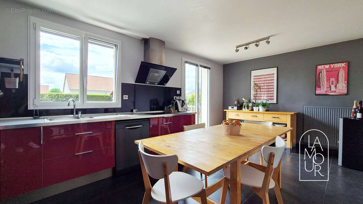 Maison 171 m² à Couternon  - photo 5