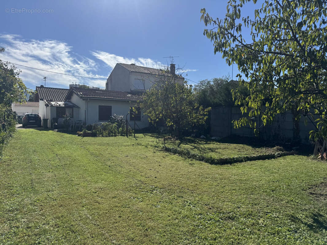 Maison à LE BOUSCAT