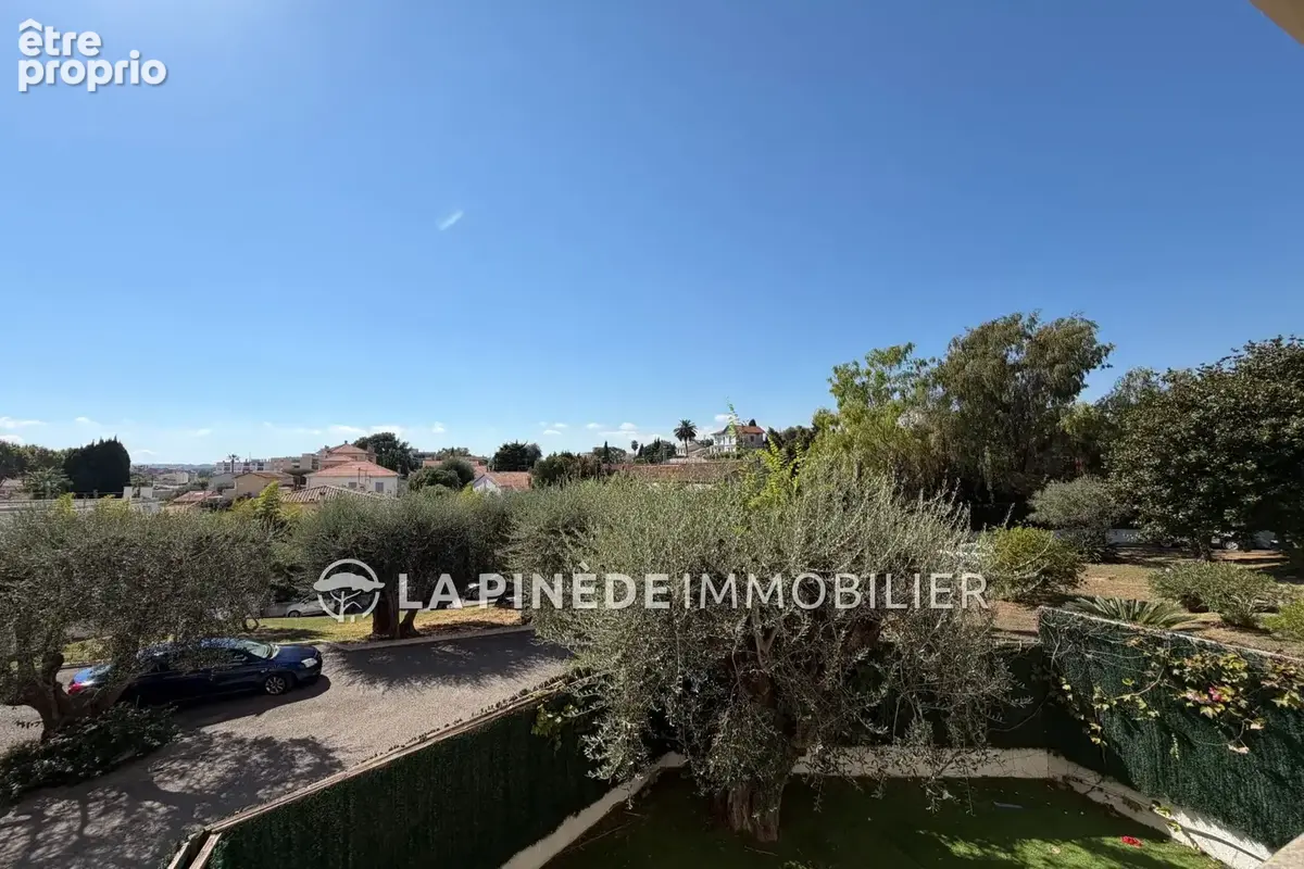 Photo Appartement à Cagnes-Sur-Mer au prix de 215 250€
