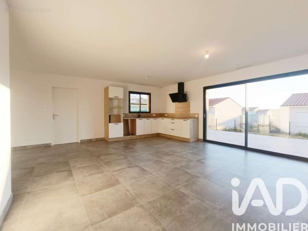 Photo 5 - Maison à ROUJAN