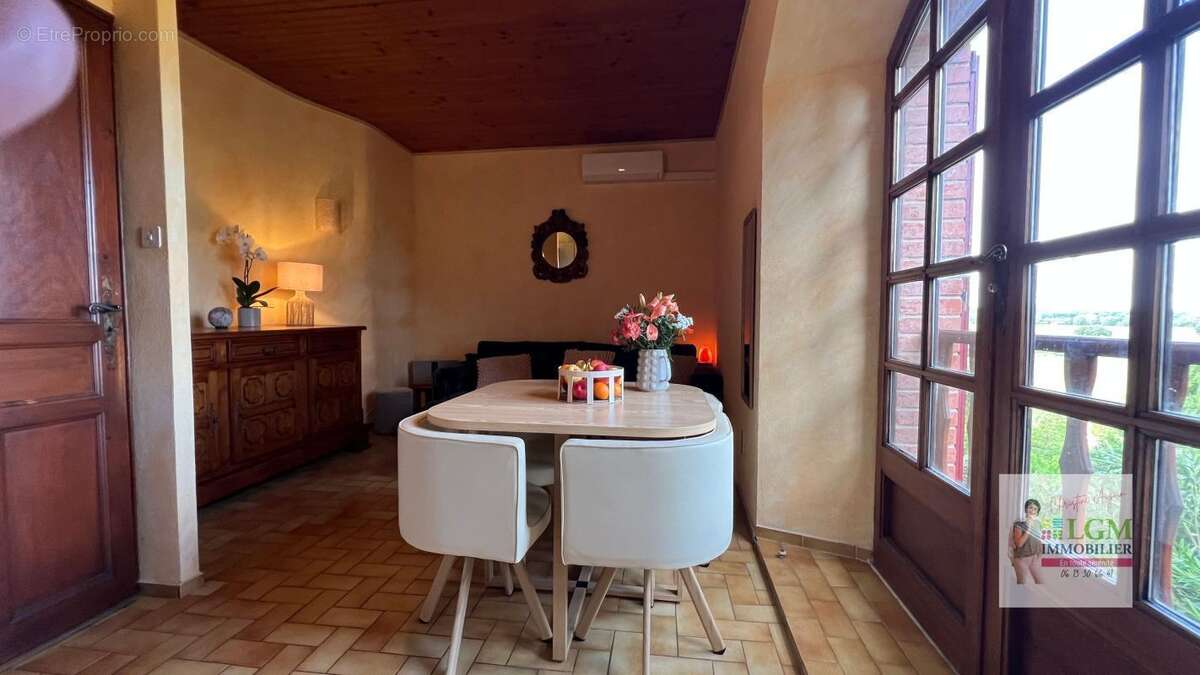 Maison à MASSANES