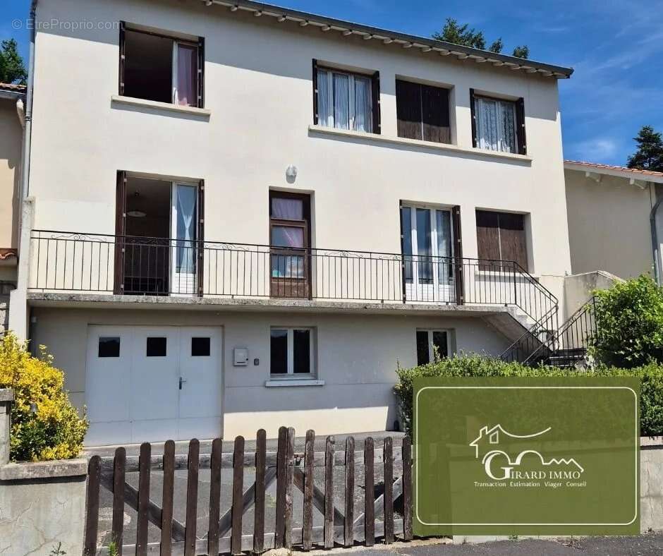 Maison à BRIVES-CHARENSAC