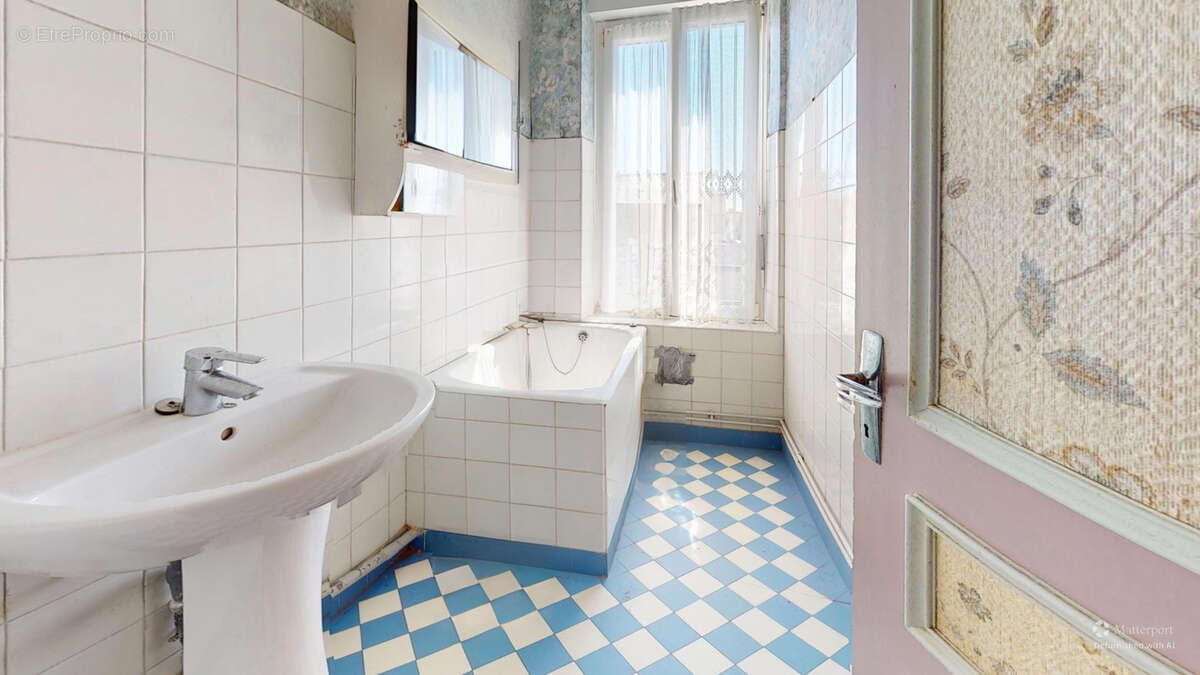 Maison à PLOUGUERNEAU