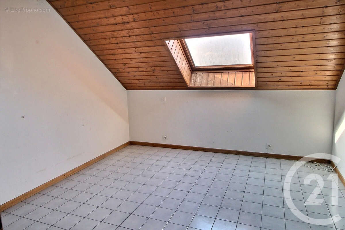 Maison 86 m² à Neuvecelle  - photo 8
