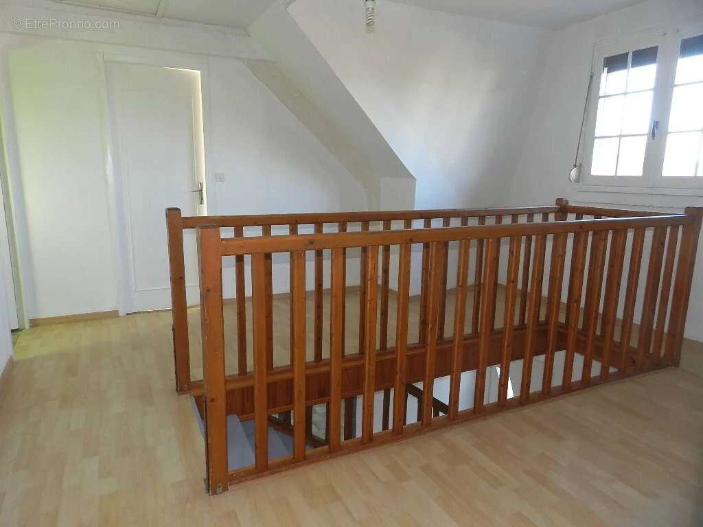 Maison à SAINT-PIERRE-SUR-DIVES