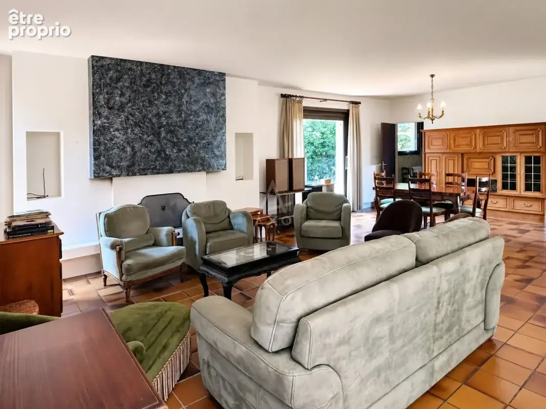 Maison d'architecte de 167 m² sur 2 601 m² de terrain - photo 4