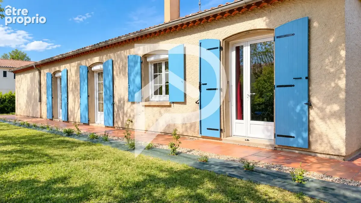 Maison de plain-pied 142 m² avec dépendance aménagée  4 chambres terrain 1 000 m² - photo 2