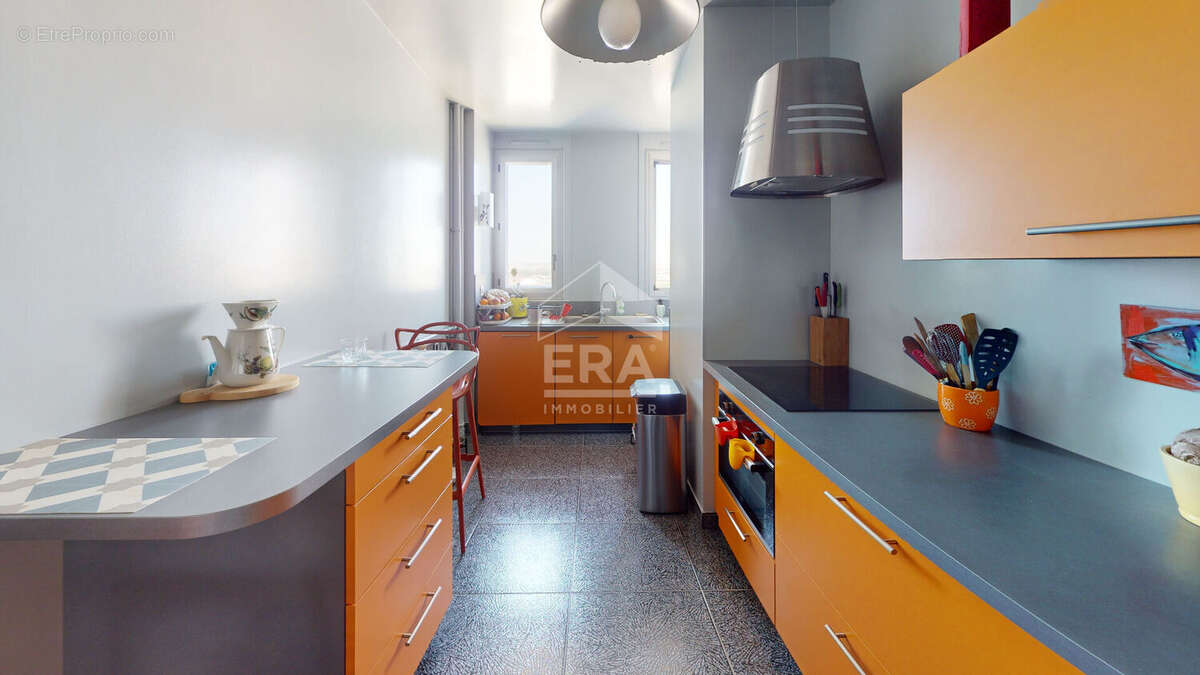 Appartement à PARIS-19E