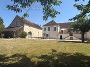 Maison à ESCOLIVES-SAINTE-CAMILLE