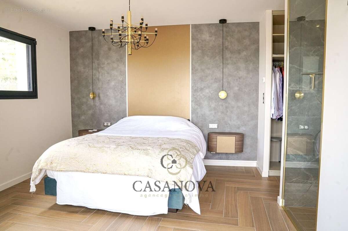 Villa contemporaine surplombant les étangs - photo 8