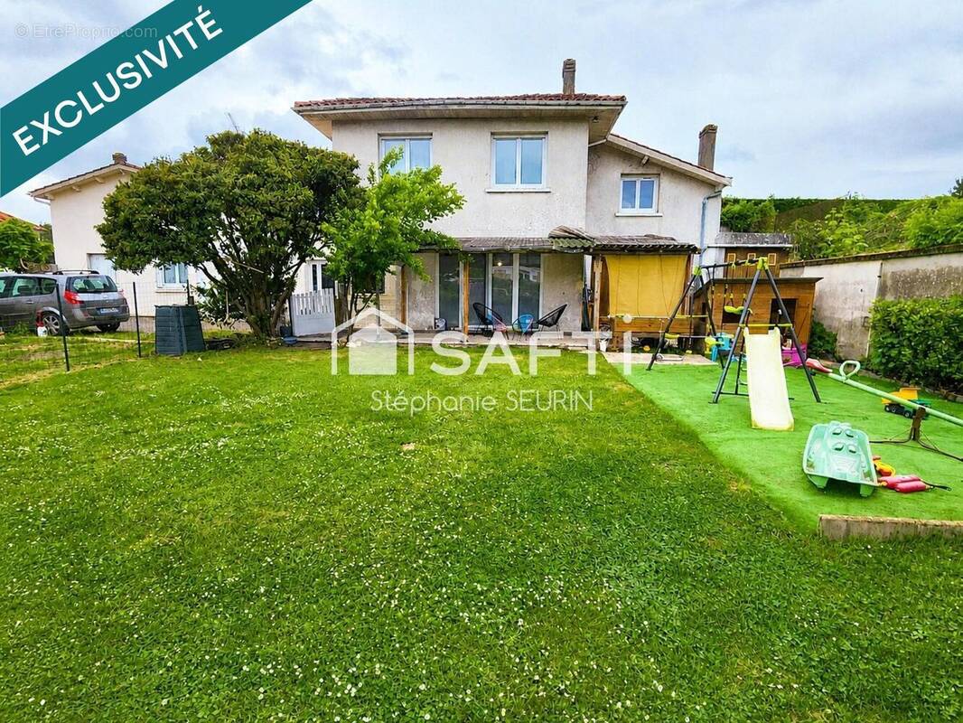 Photo 1 - Maison à MONTLIEU-LA-GARDE