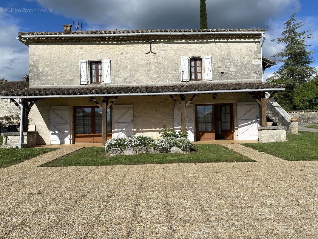 Maison à BAGAT-EN-QUERCY
