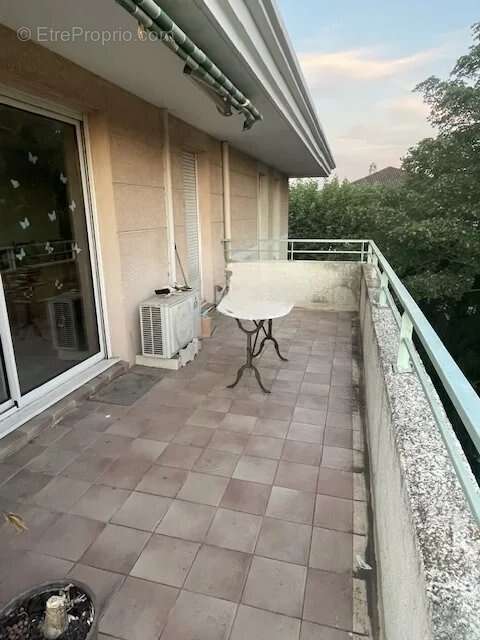 Salon de Provence Appartement T4/5 centre ville - photo 12