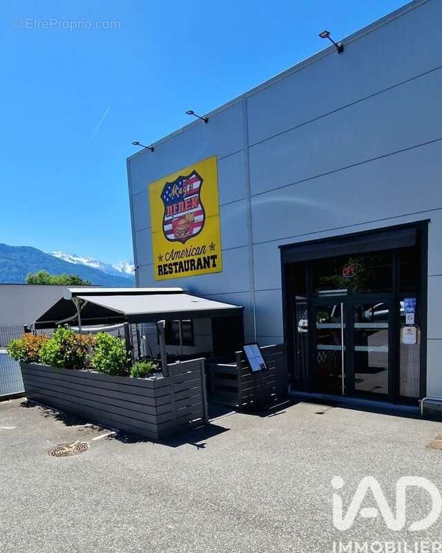 Photo 6 - Commerce à LE TOUVET