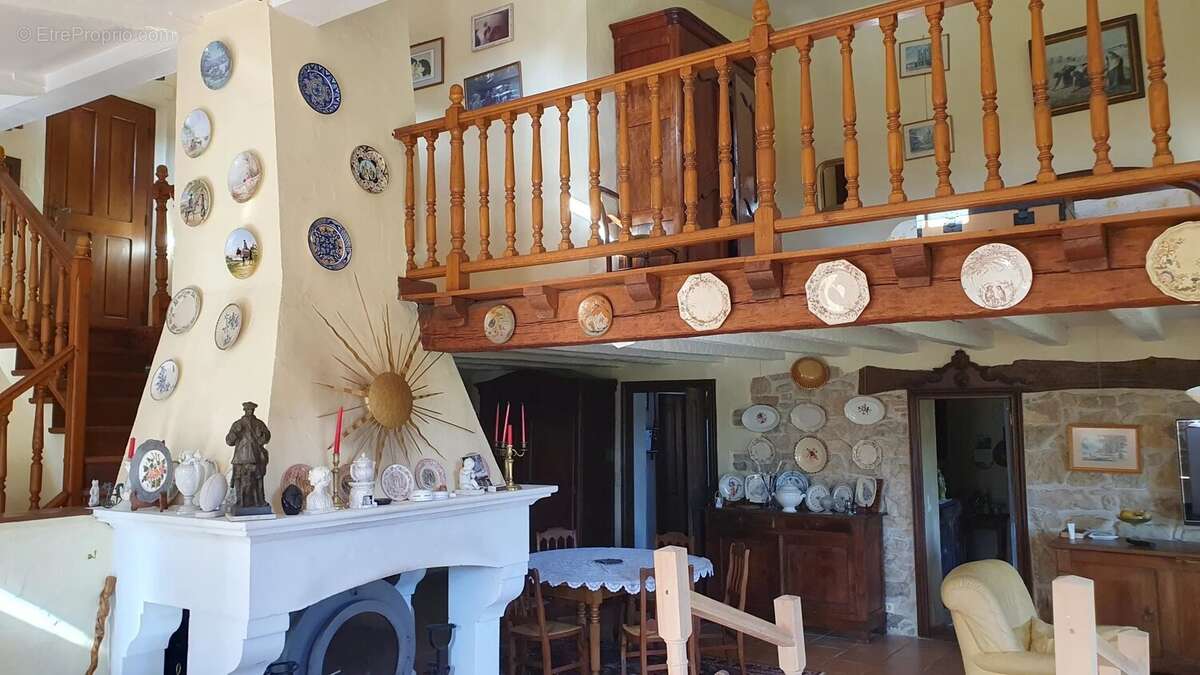 Maison à PUYCELCI