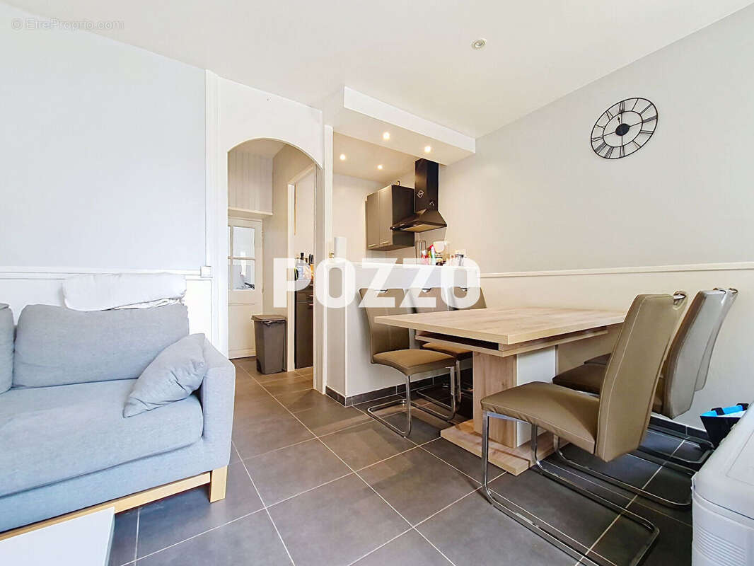 Maison à COURSEULLES-SUR-MER