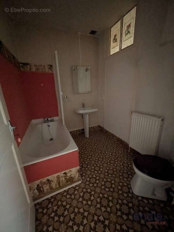 Maison à BUCEY-LES-GY