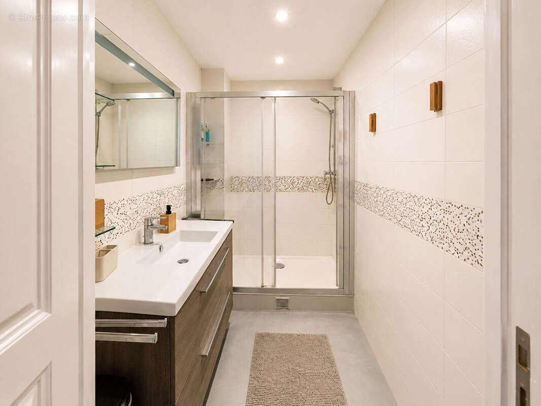 Appartement  70m2 - Paris 13ème - 2 pièces - photo 6
