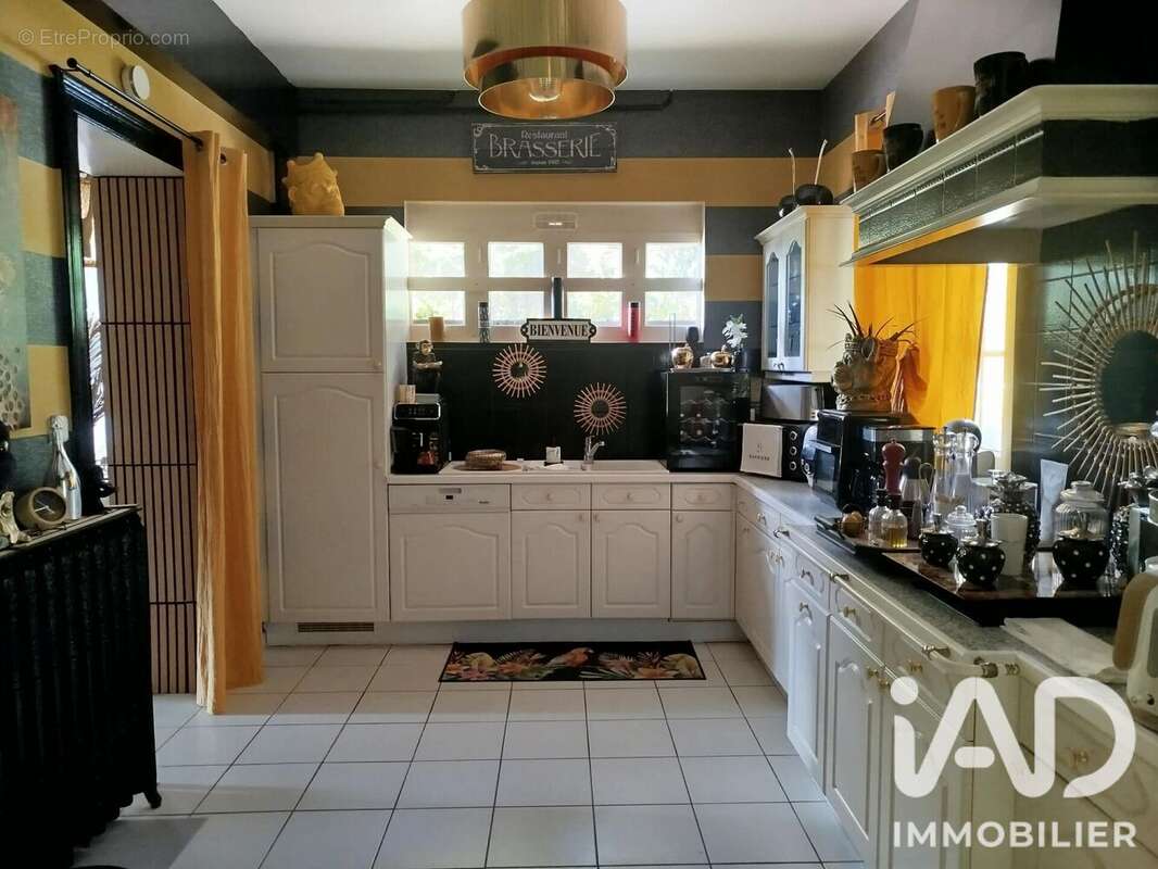 Maison 255 m² à Nassandres  - photo 7