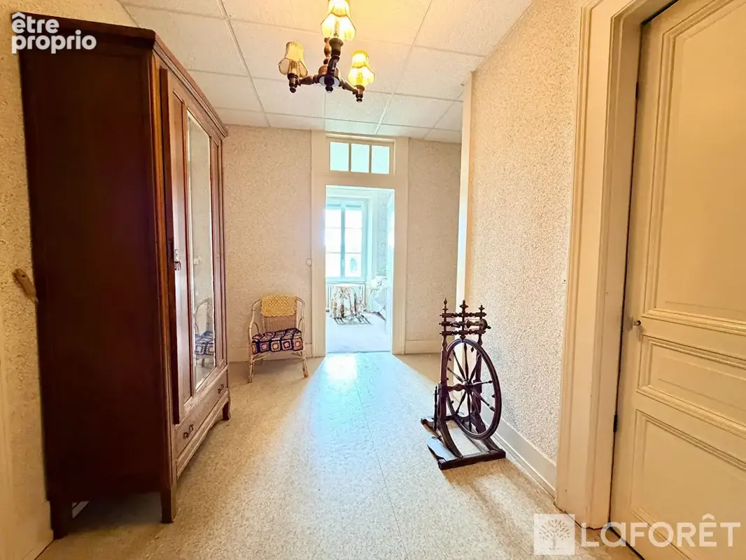 Maison 5 chambres  Courvieres 8 pièce(s) 180 m2 - photo 9
