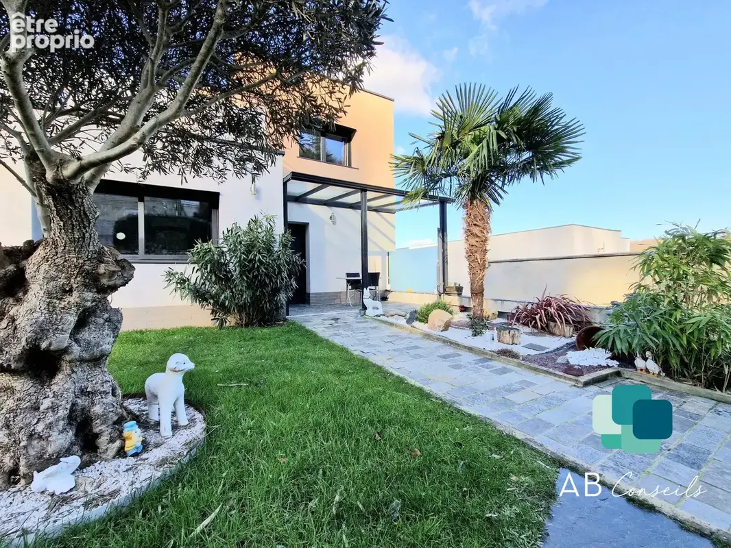 Maison 5 pièces 155 m² à vendre à Saint-Leger-Du-Bourg-Denis (76160) - photo 6