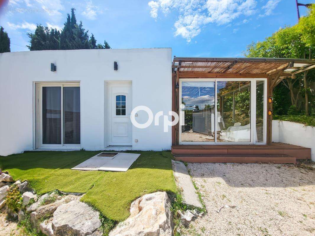 Maison à CARNOUX-EN-PROVENCE