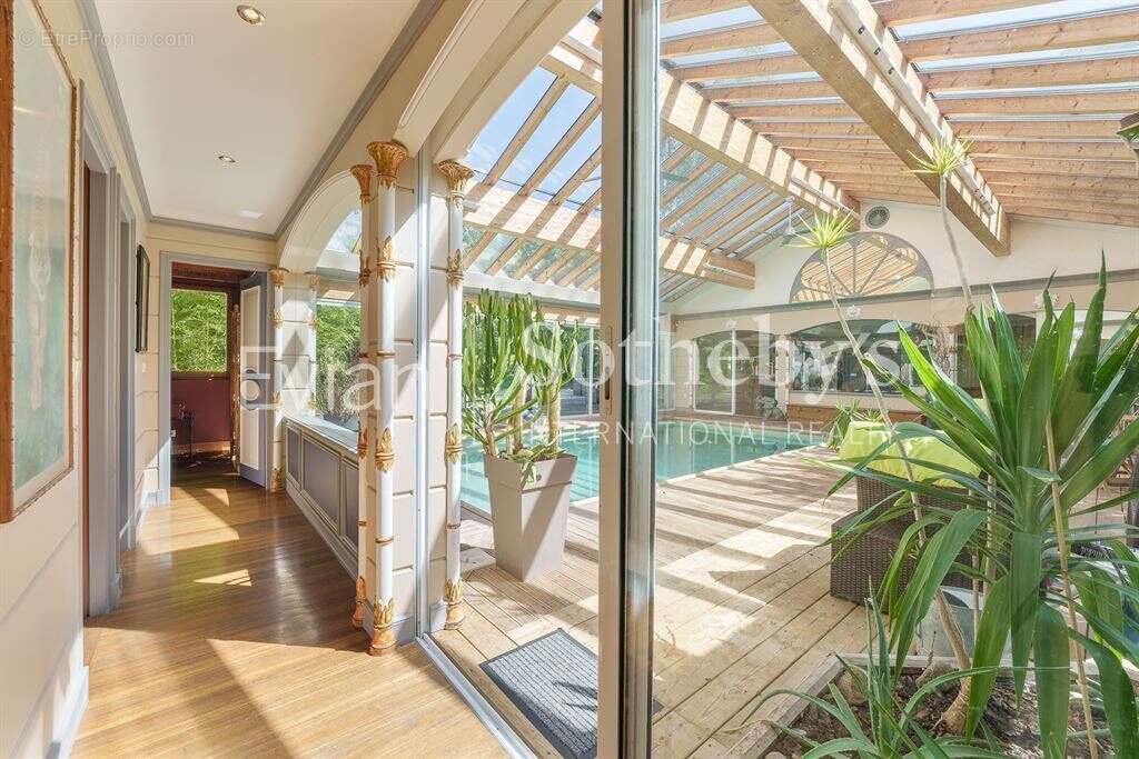 Maison à SAINT-PAUL-EN-CHABLAIS