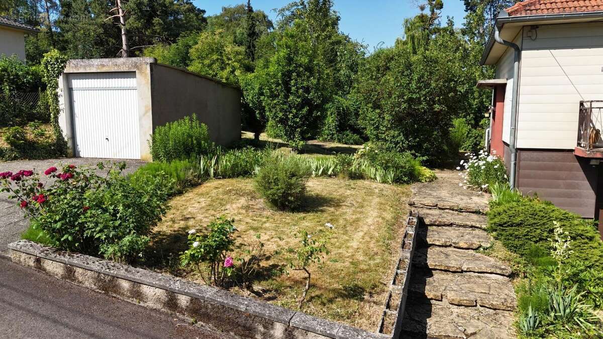 Maison 146 m² à Sainte-Ruffine  - photo 2