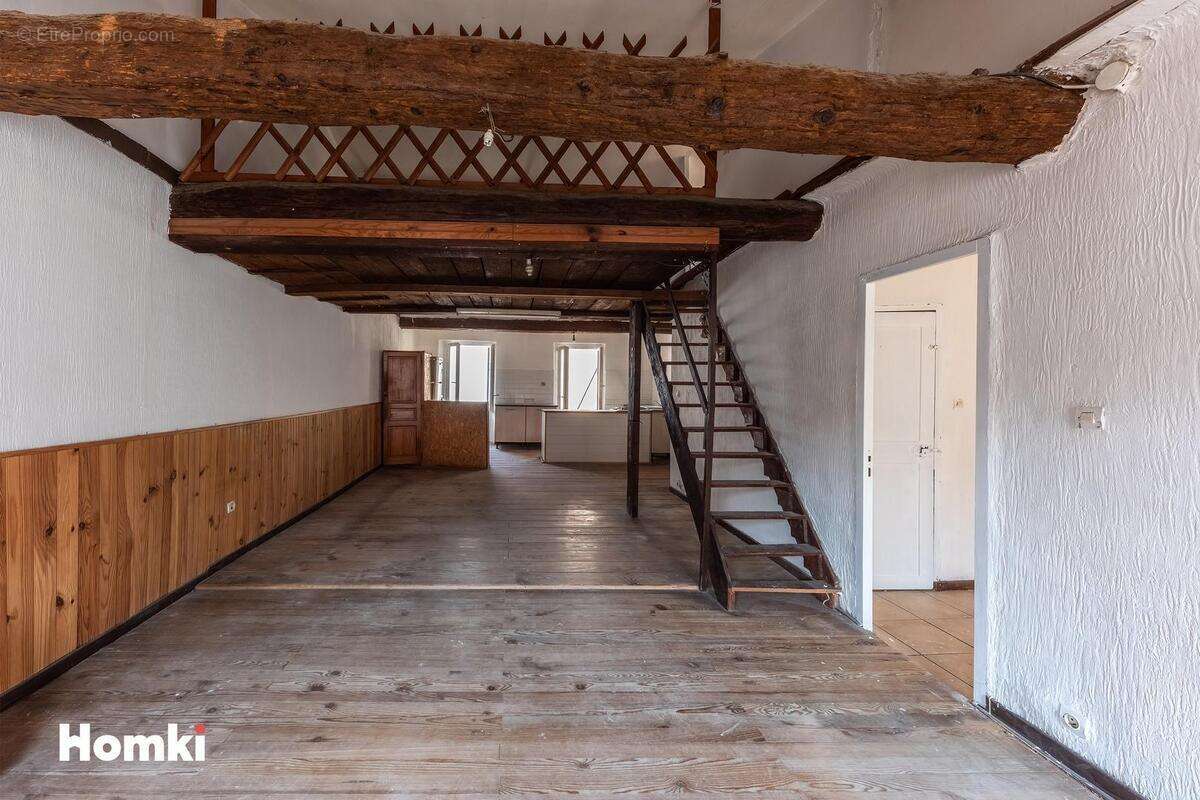 Appartement à GONFARON