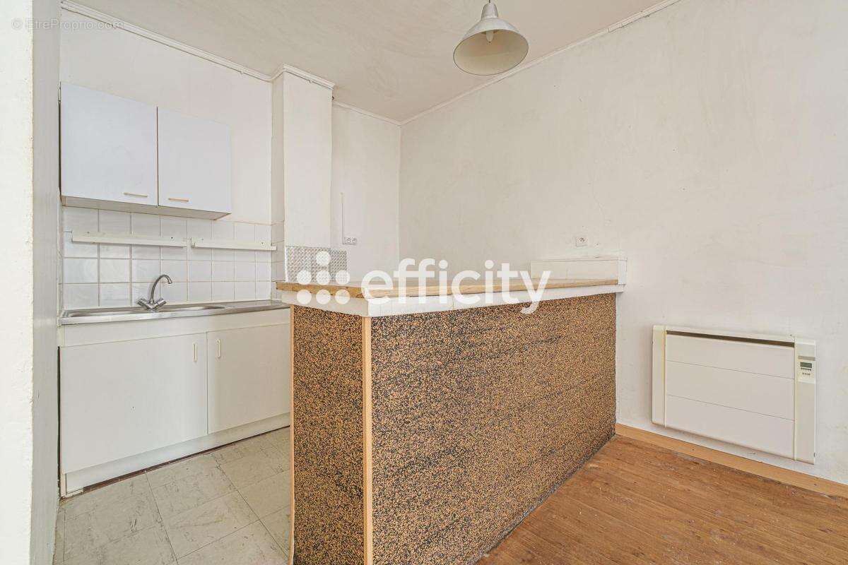 Appartement 35 m² à Marseille-2e  - photo 4