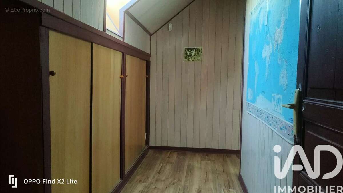 Maison 140 m² à Viersat  - photo 8