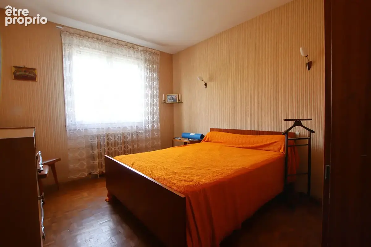 Niort, Maison sur sous-sol, 4 chambres. - photo 14