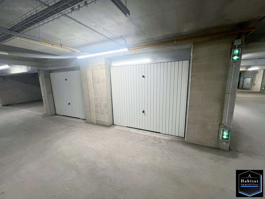 Parking à SAINT-PATHUS