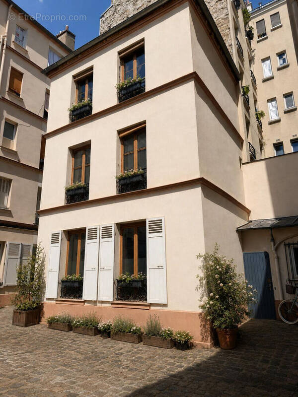 Maison à PARIS-20E