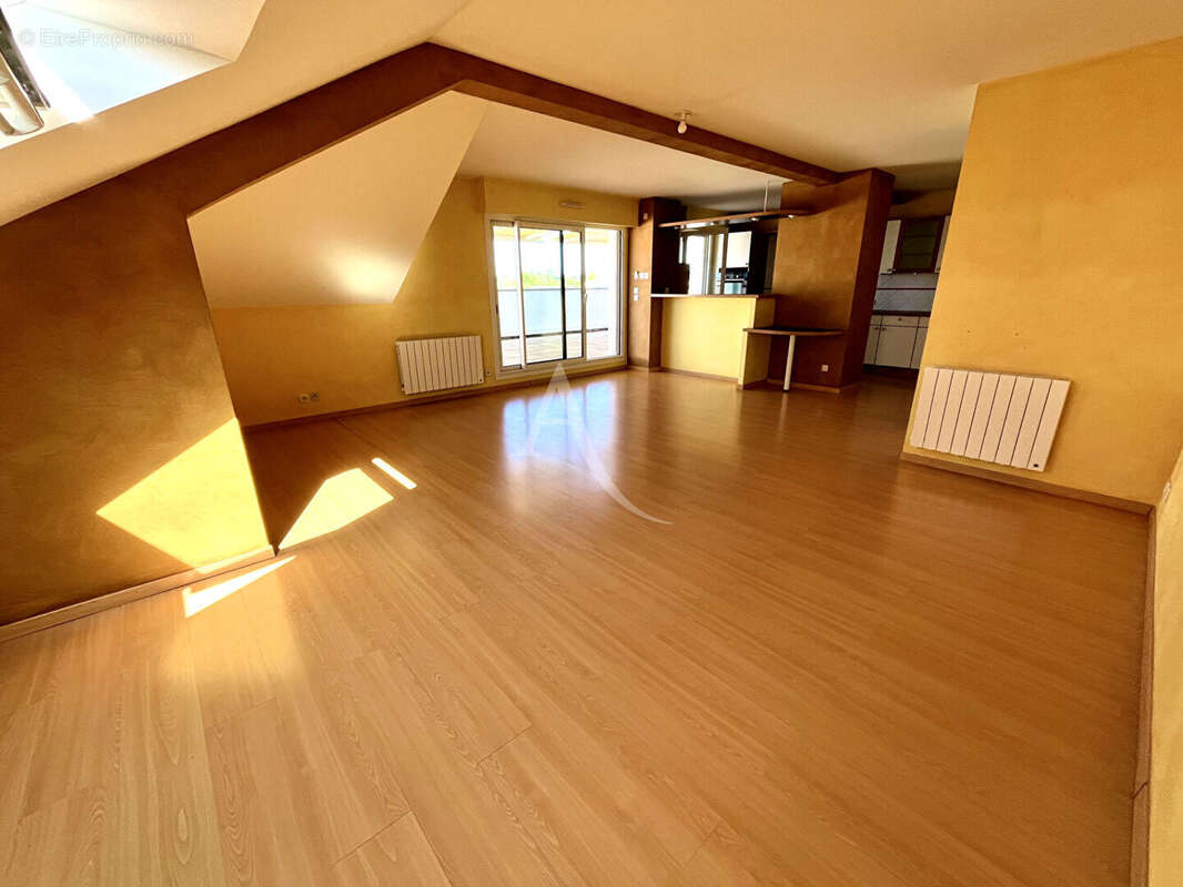 Le Bondon / La Madeleine. Grand appartement dernier étage avec belle terrasse - photo 3