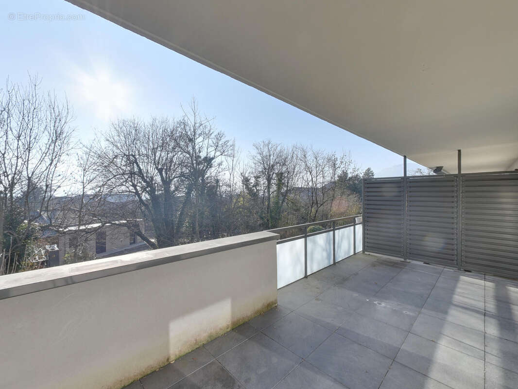 Superbe appartement de 2 pièces + cuisine récent avec grande terrasse de 18,5 m2 et vue dégagée meylan - photo 8