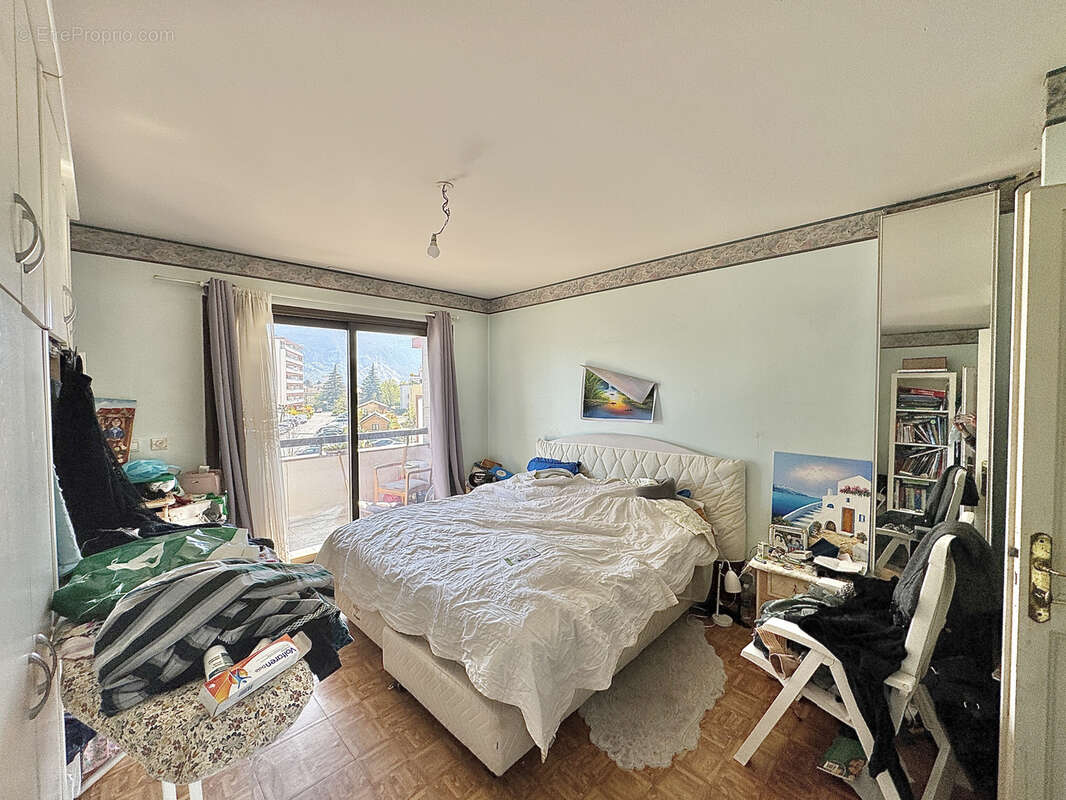 Appartement de standing de 158m2 au pied du tram gaillard - photo 9