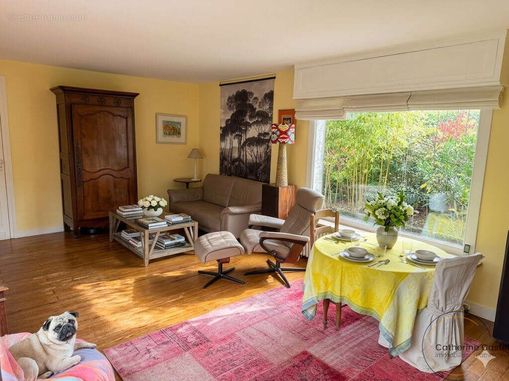 Maison à PESSAC