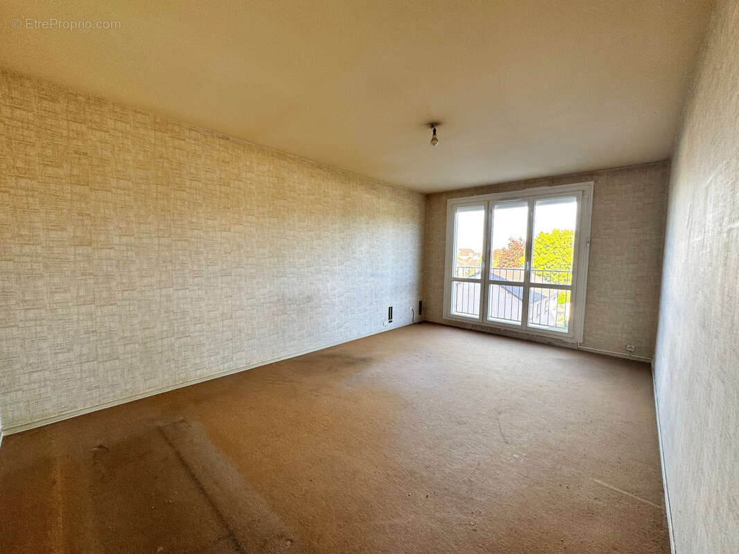 Appartement à LA CHAPELLE-SAINT-LUC